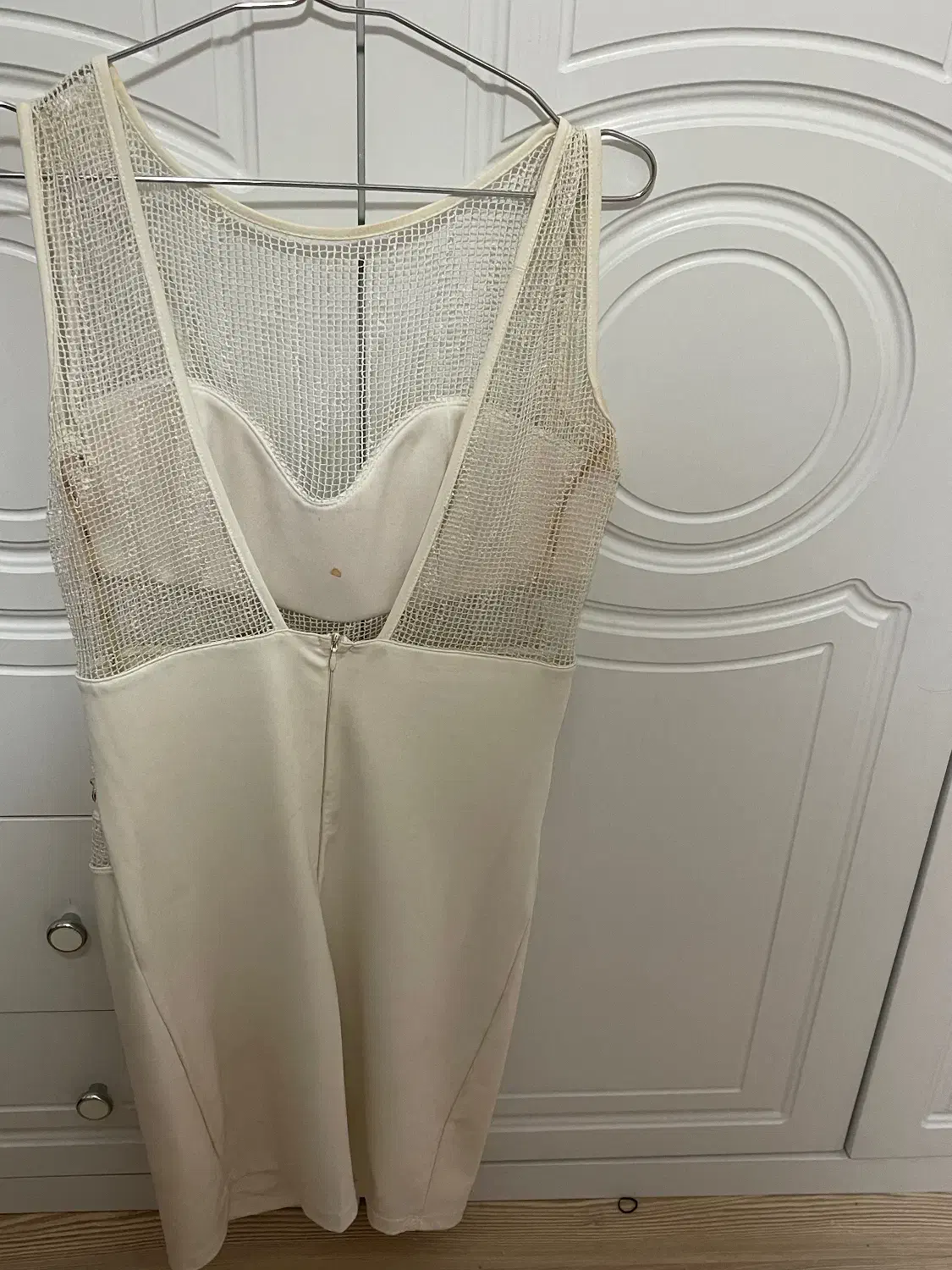 پیراهن مجلسی|لباس|تبریز, |دیوار