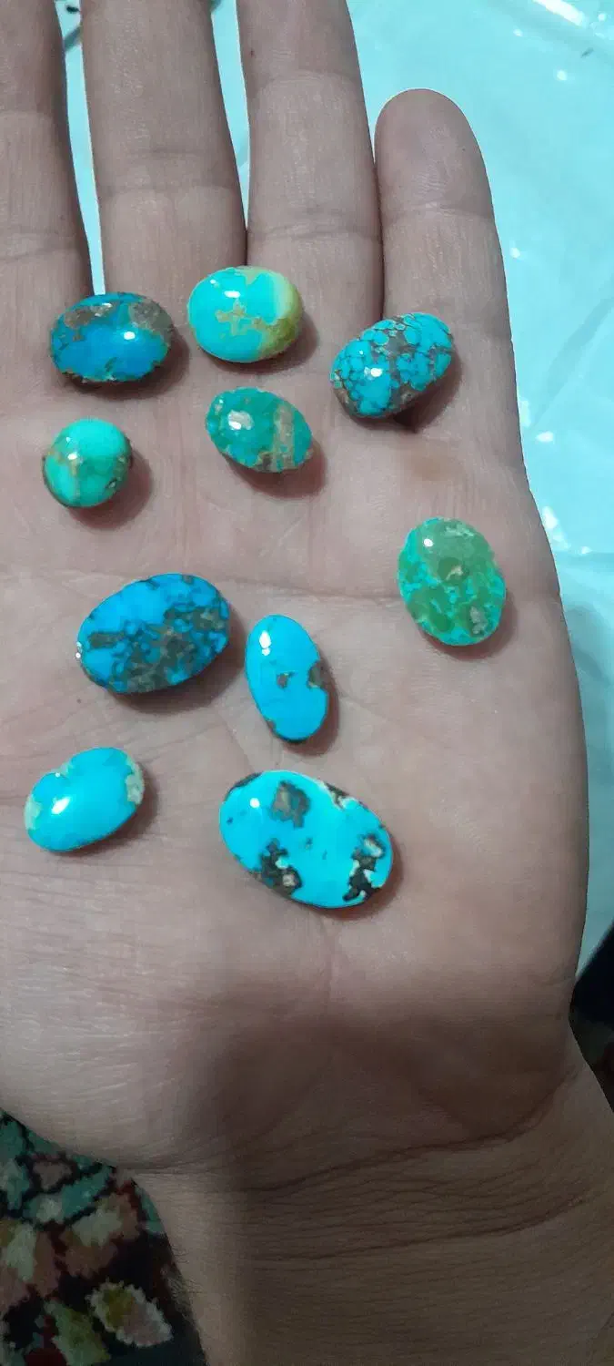 فیروزه نیشابور|جواهرات|نیشابور, ده حلاج|دیوار