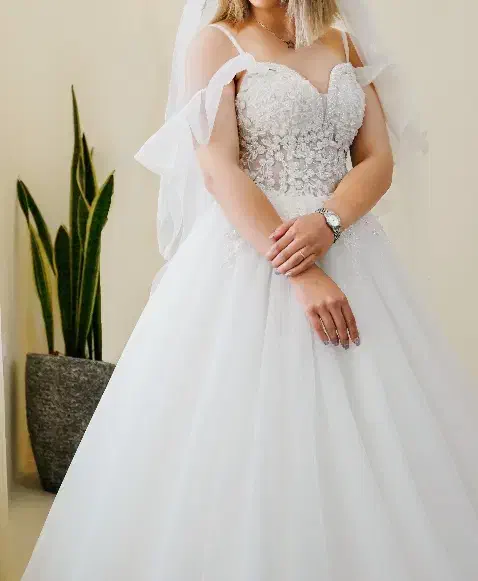 لباس عروس تن پوش اول|لباس|بجنورد, |دیوار