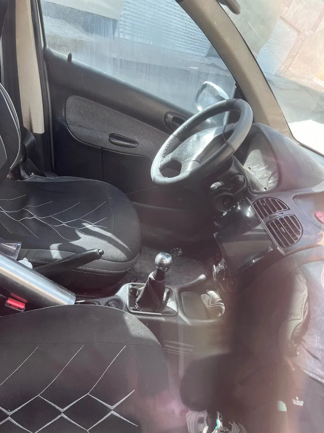 206تیپ دو|خودرو سواری و وانت|همدان, |دیوار