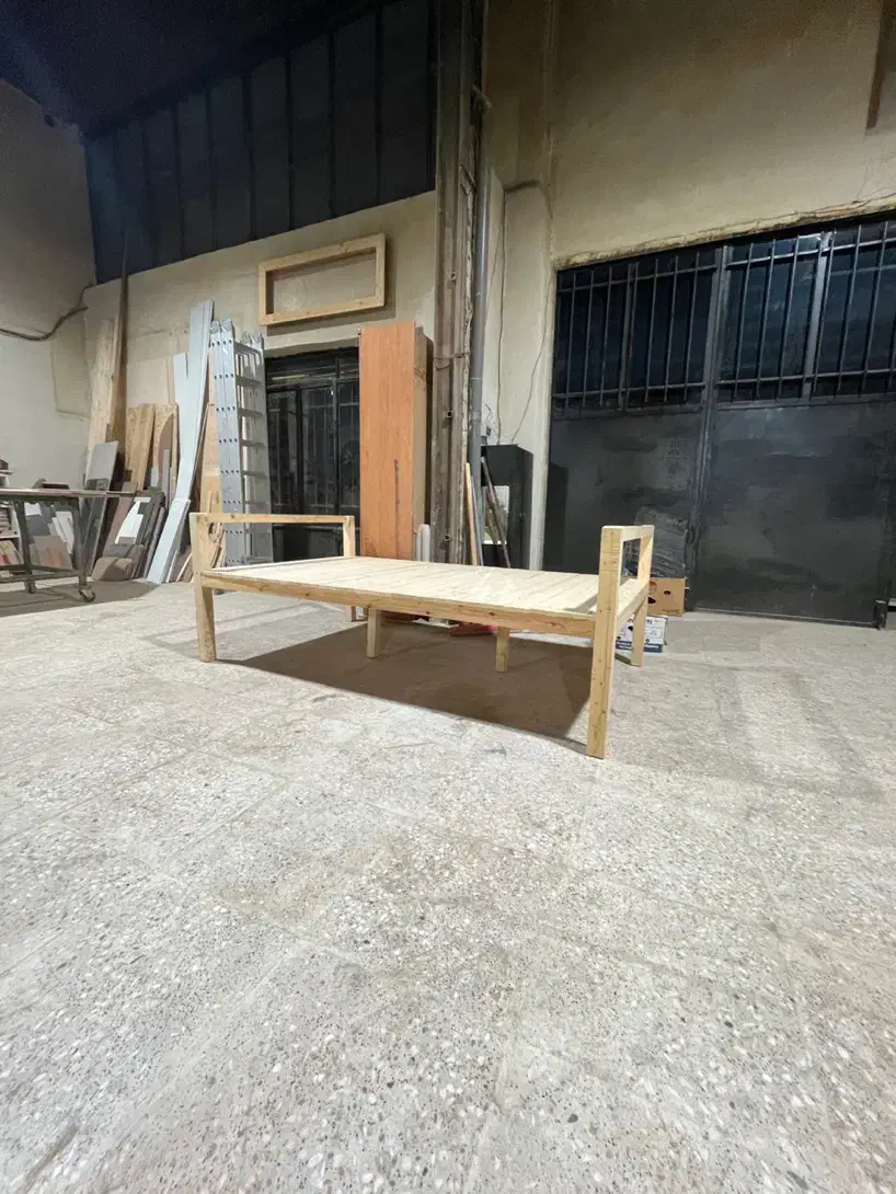 تخت چوبی سنتی ۲۰۰ در ۱۲۰|تخت و سرویس خواب|قم, کاسه گران|دیوار