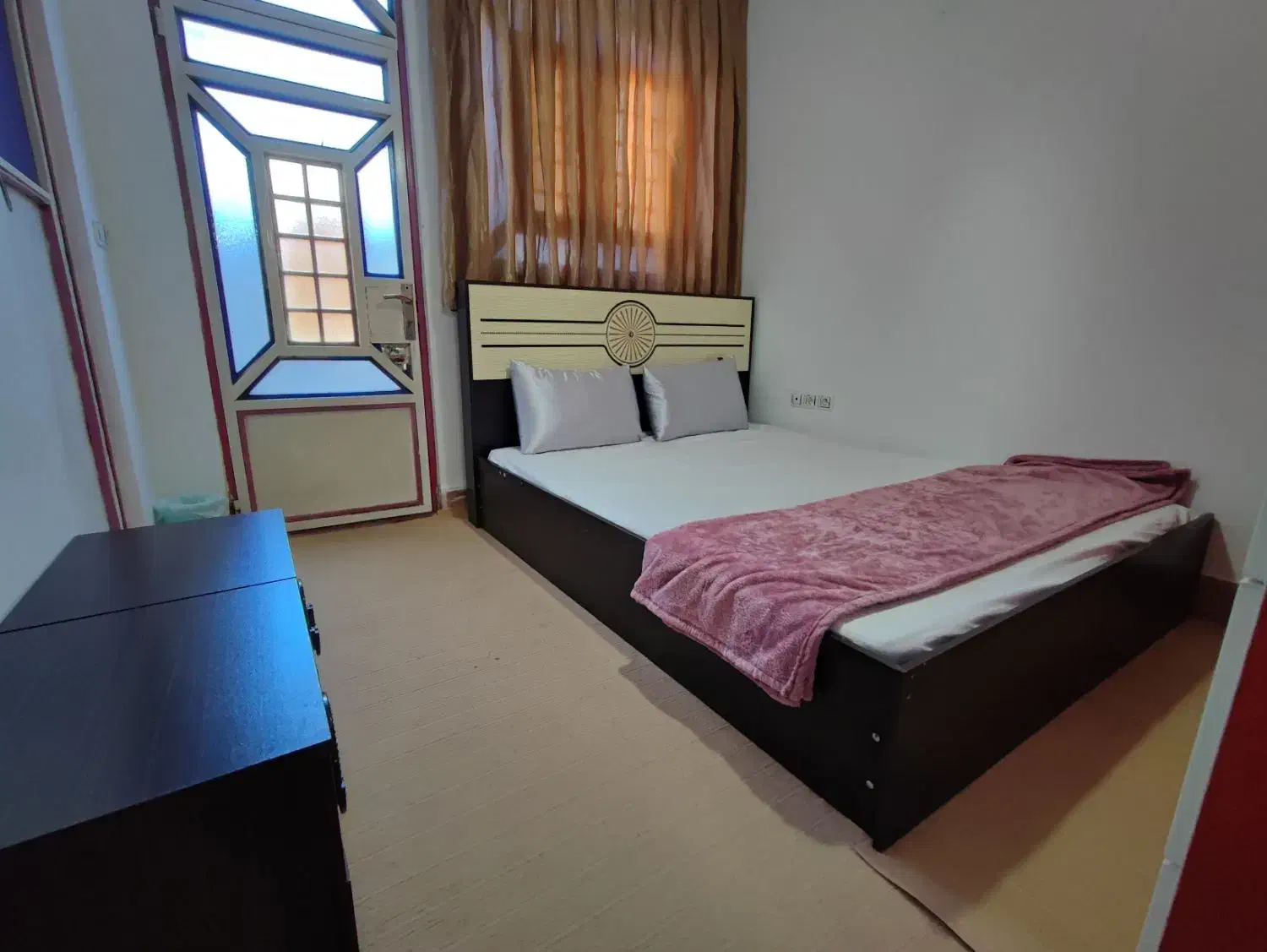 اجاره سوییت در حد هتل ویلایی روزانه ماهانه آراسته|اجارهٔ کوتاه‌مدت آپارتمان و سوئیت|خرم‌آباد, |دیوار