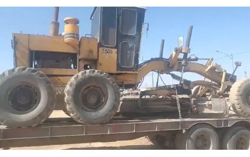 گریدر و لودر برای کار جیرفت و عنبراباد|ماشینآلات صنعتی|جیرفت, |دیوار