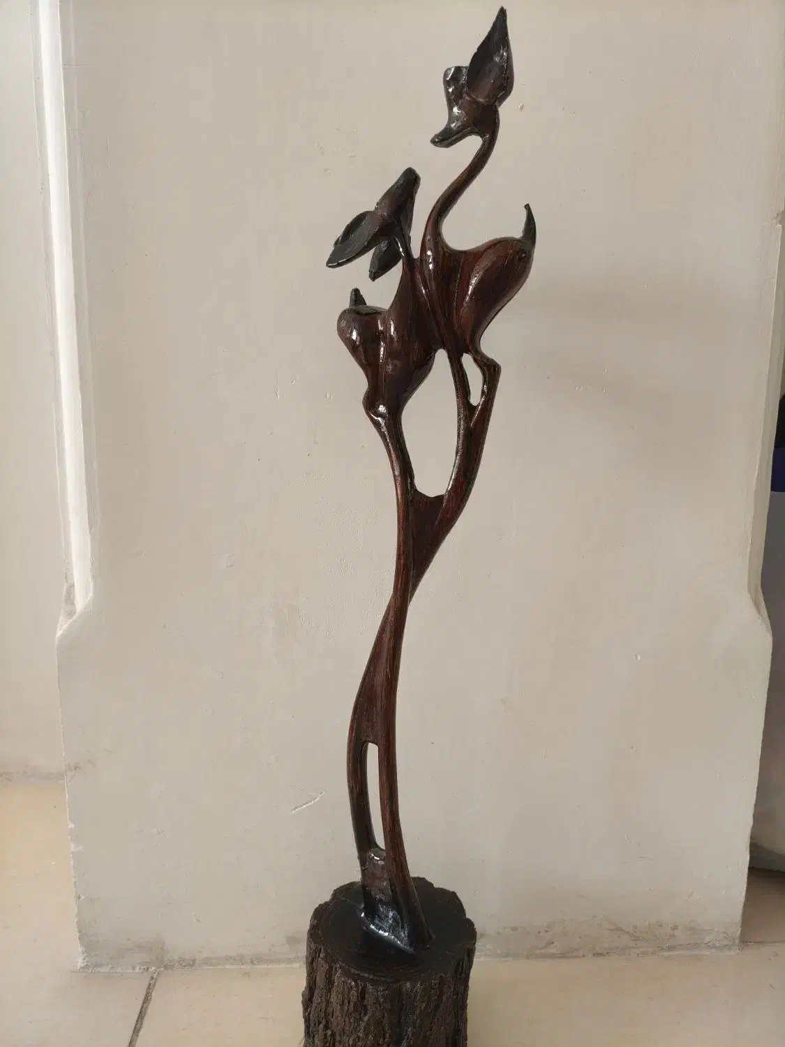 مجسمه اهو|مجسمه، تندیس، ماکت|رباط‌کریم, رباط‌کریم|دیوار