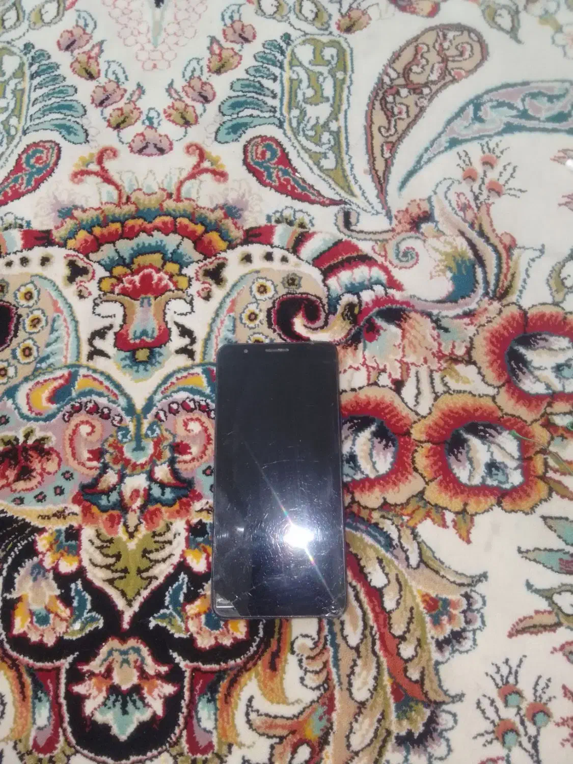 گوشی|موبایل|سرخس, |دیوار