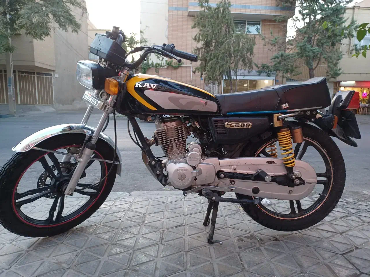 موتور کویر ۲۰۰ مدل آخر ۹۸|موتورسیکلت|اصفهان, شاهد|دیوار