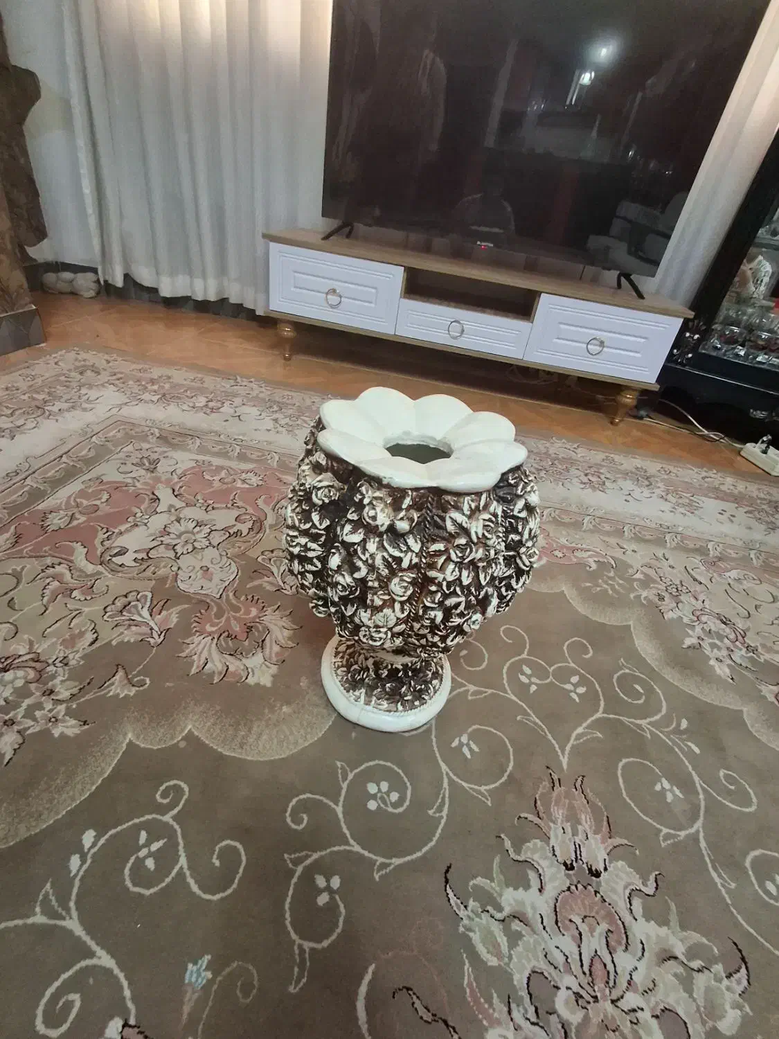 گلدان گچی|صنایع دستی و سایر لوازم تزئینی|شهریار, شهرک وائین|دیوار