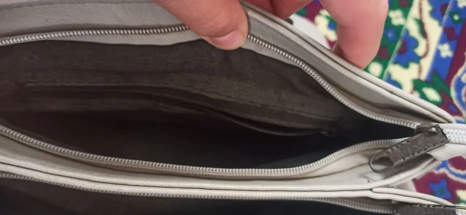 کیف دوشی|کیف، کفش، کمربند|زنجان, |دیوار