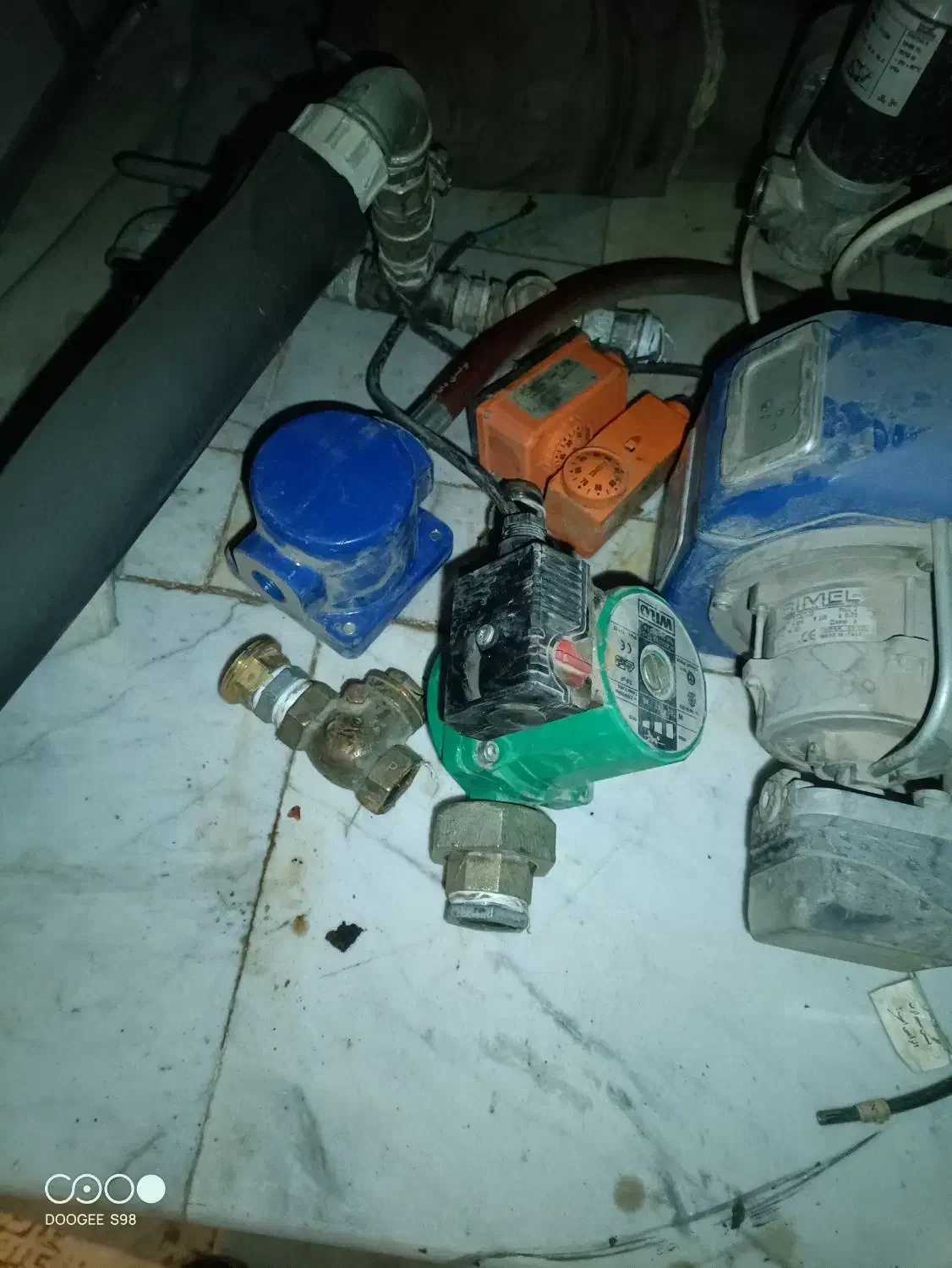 منبع دوجه داره  دوسال کار در حد|آبگرمکن، پکیج، شوفاژ|رفسنجان, |دیوار