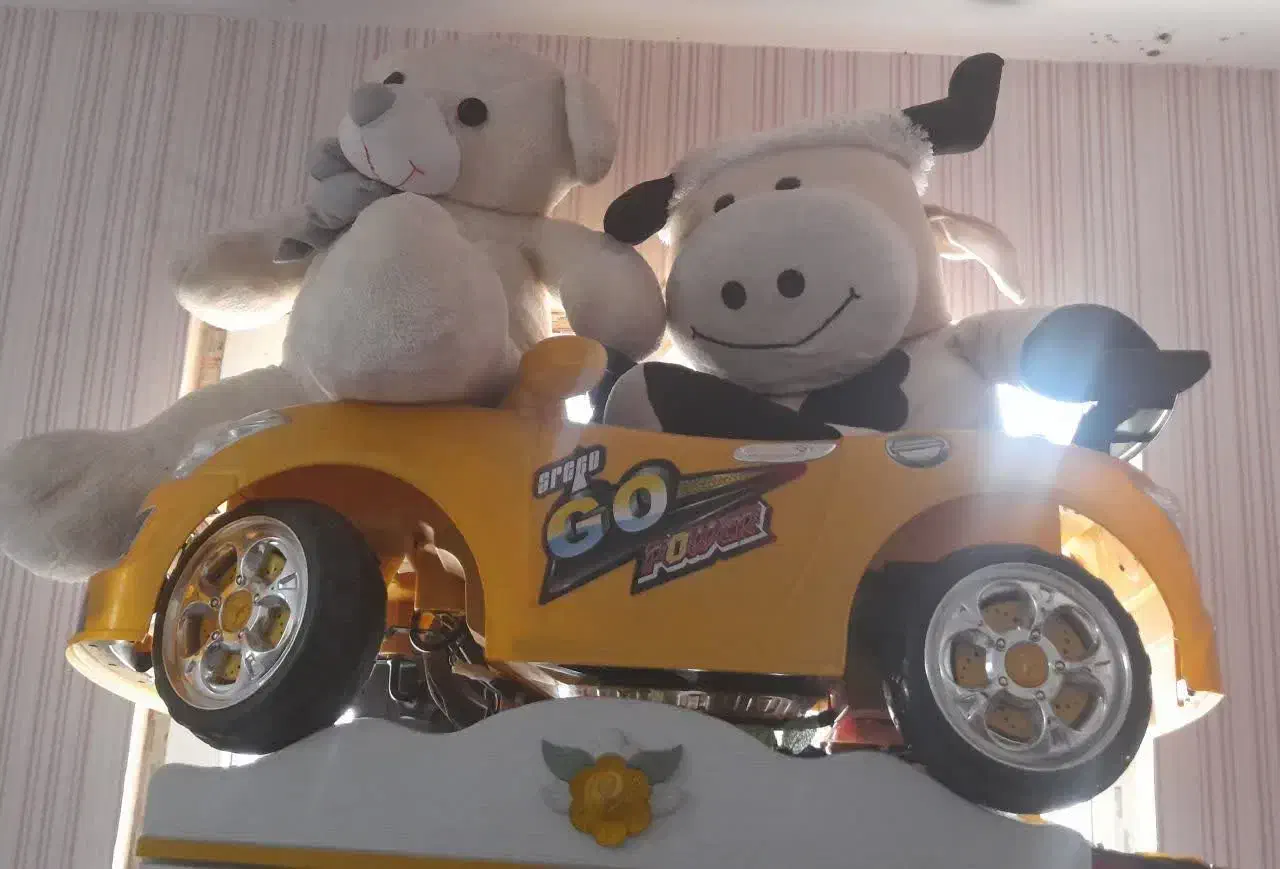 ماشین شارژی زرد|اسباب‌‌بازی|گلبهار, شهر جدید گلبهار|دیوار