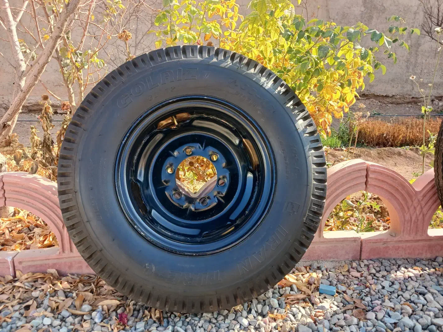 یک جفت لاستیک زیر صفری جلوی نیسان|قطعات یدکی و لوازم جانبی|نظرآباد, نظرآباد|دیوار