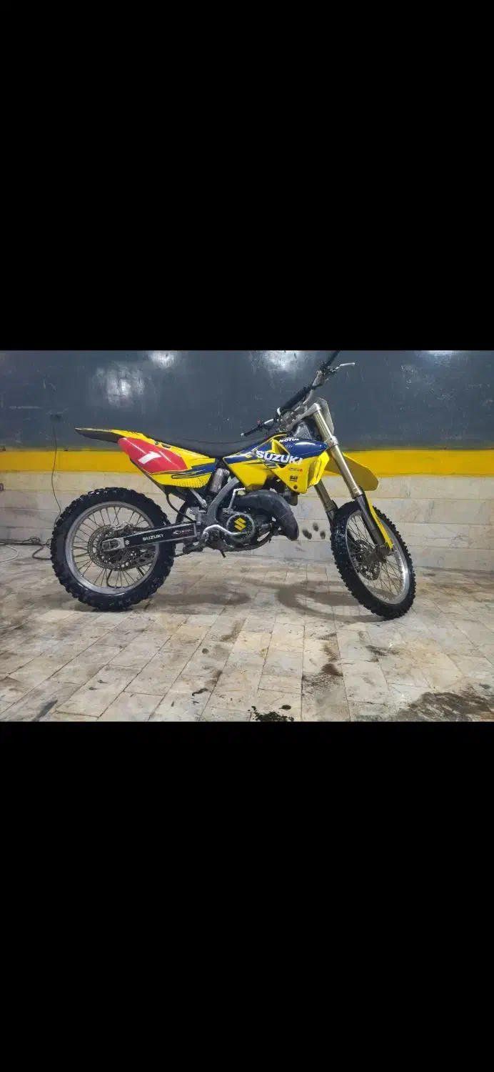 سوزوکی RM125|موتورسیکلت|تربت‌حیدریه, آغوی|دیوار