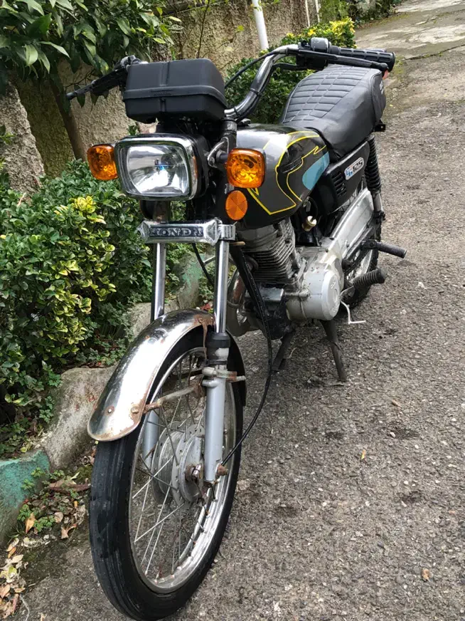 هوندا ۱۲۵ پلاک قدیم وتریل ۲۵۰پلاک ملی|موتورسیکلت|عباسآباد, |دیوار