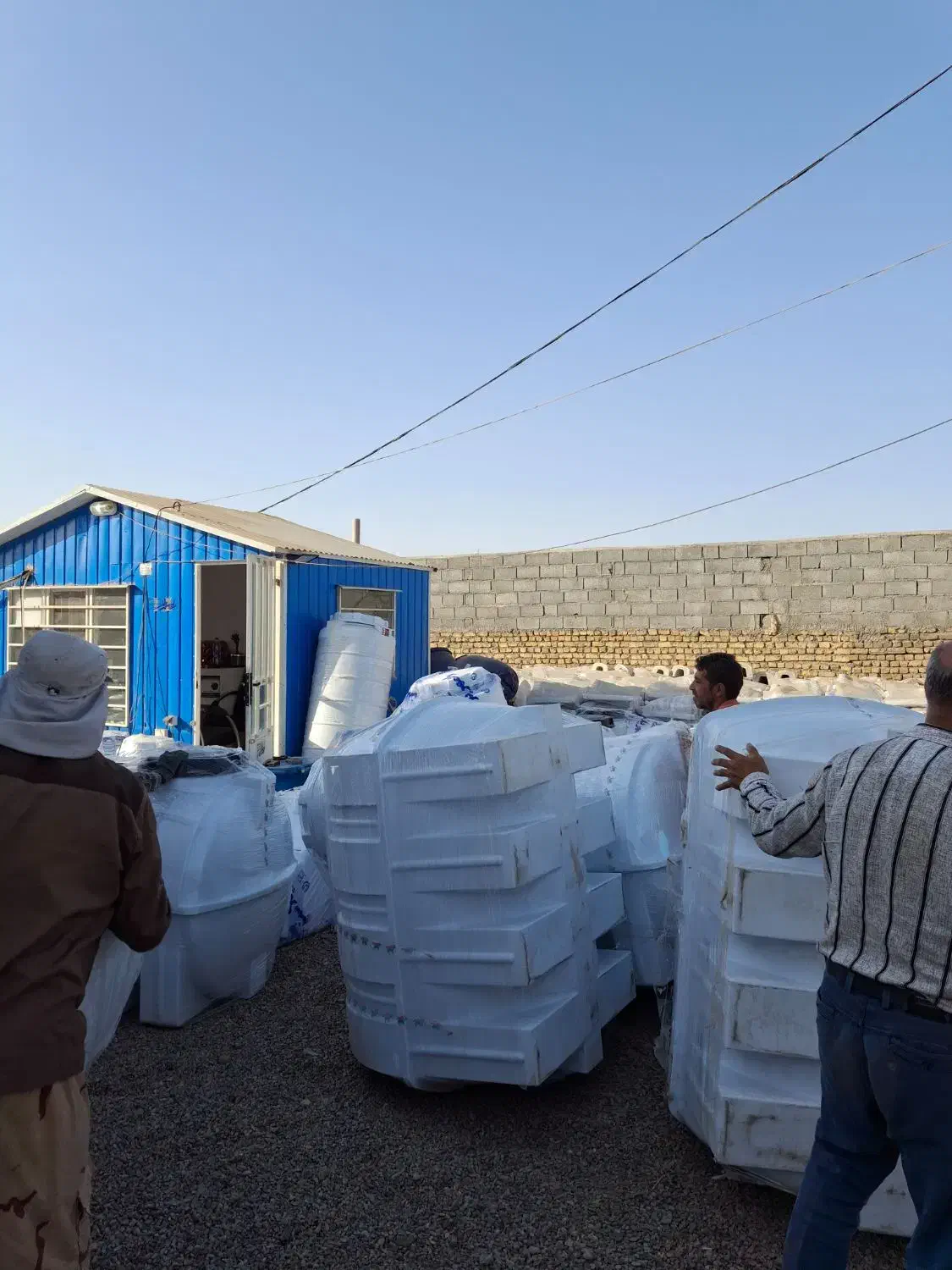 مخزن بشکه رادمان رادمهر|مصالح و تجهیزات ساختمان|مشهد, حسین‌آباد|دیوار