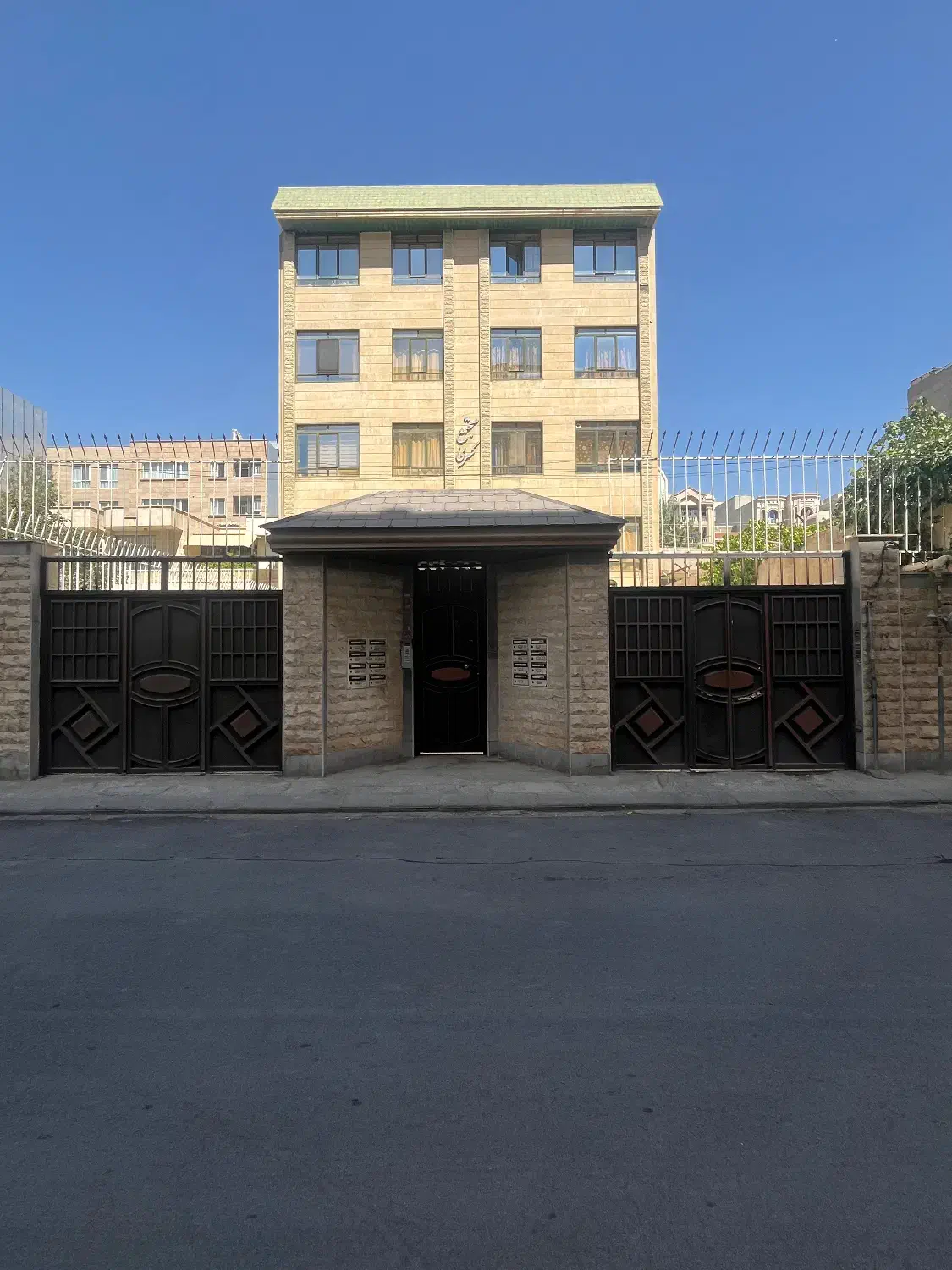 آپارتمان ۷۰ متری گلستان|فروش آپارتمان|کرمانشاه, |دیوار