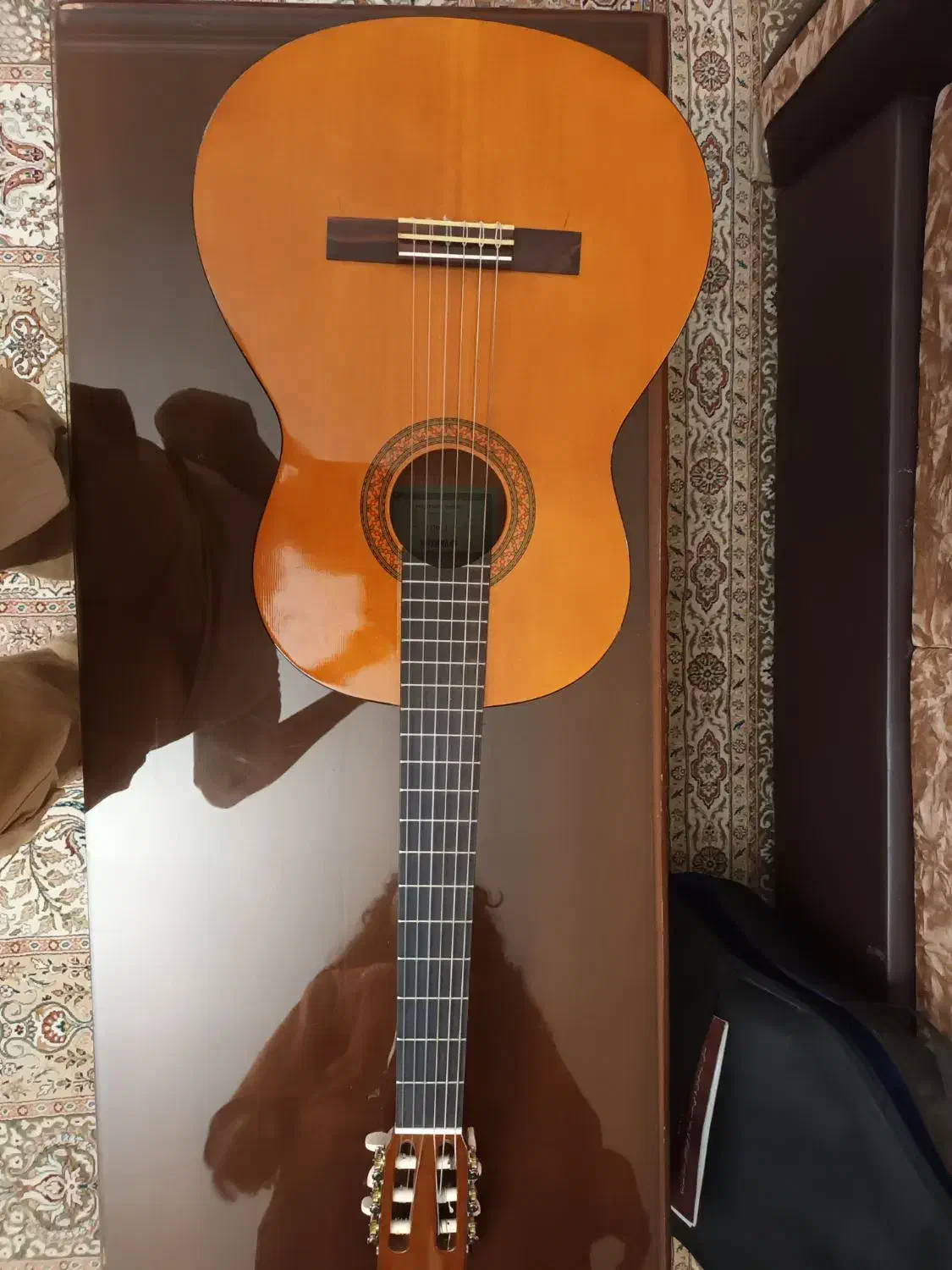 گیتار یاماها C40 در حد نو|گیتار، بیس، امپلیفایر|سنقر, |دیوار