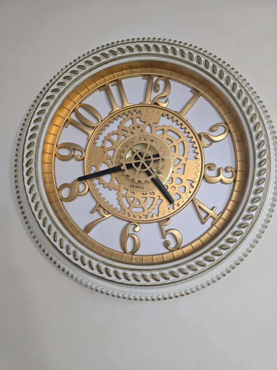 ساعت تمیز و سالم|ساعت دیواری و تزئینی|تهران, شهرک فردوس (حسینی)|دیوار