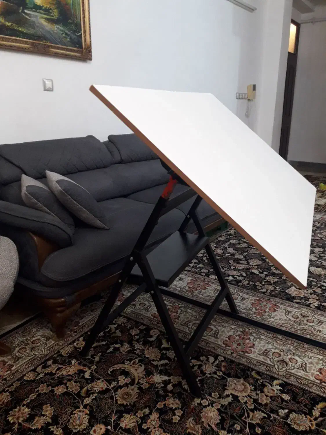 میز  نقشه کشی و طراحی در حد نو و کاملا سالم|میز تحریر و کامپیوتر|اردبیل, |دیوار