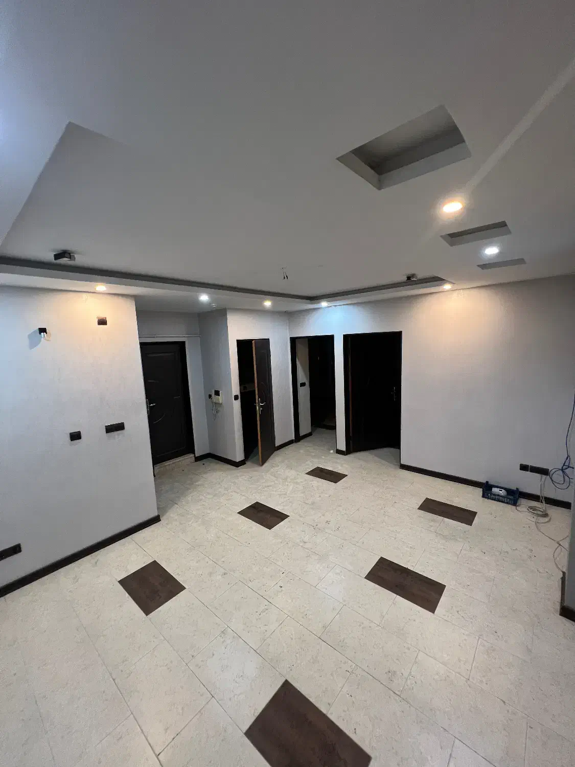 واحد تجاری|فروش دفتر کار، اتاق اداری، مطب|رشت, چله خانه|دیوار