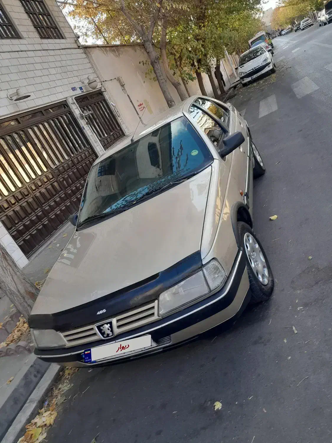 پژو 405GLX مدل 1387بژ متالیک دوگانه کارخانه|خودرو سواری و وانت|تهران, شهرک فردوس (حسینی)|دیوار