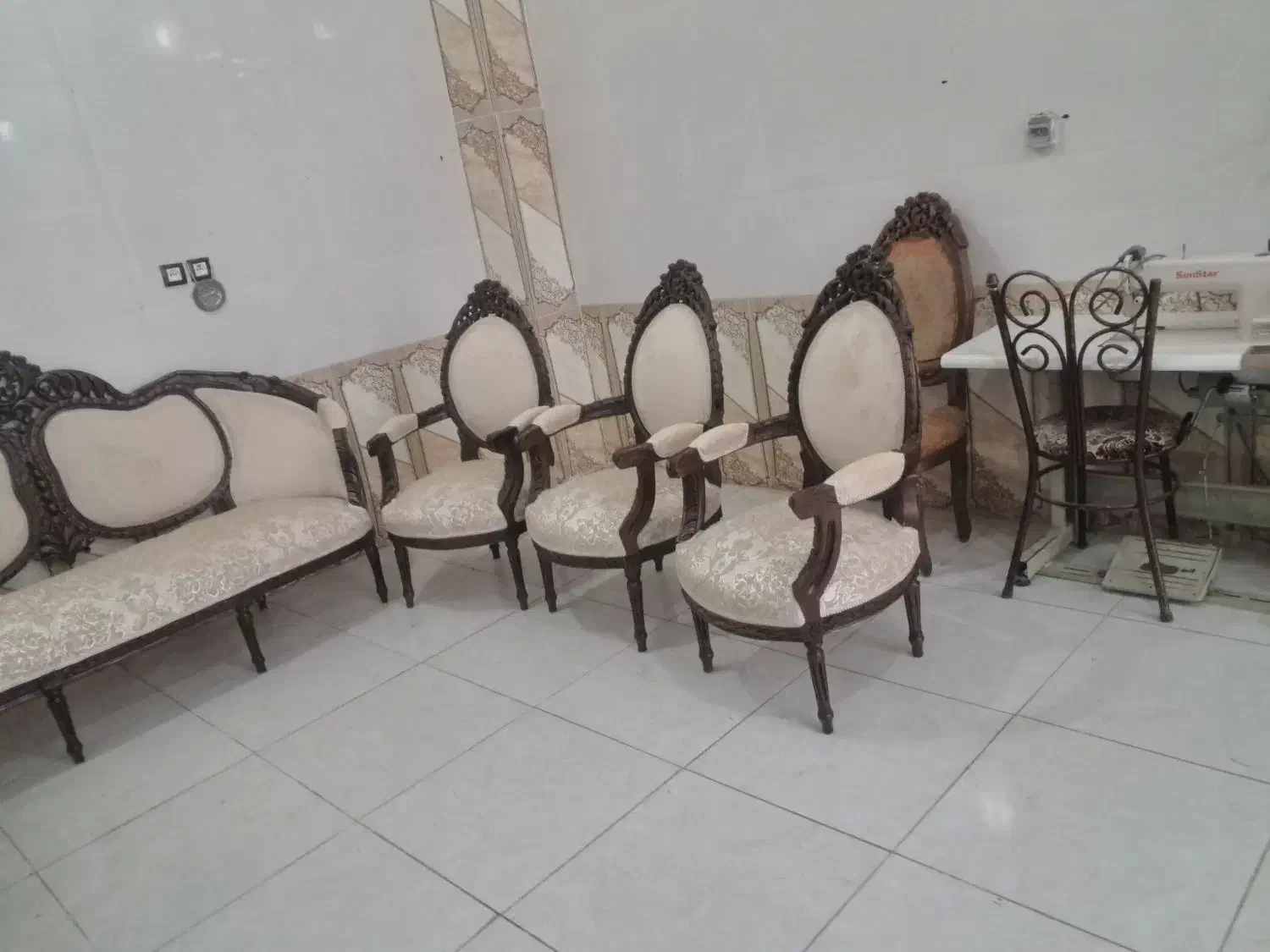 فروش پائین تر از قیمت تولید|مبلمان خانگی و میز عسلی|مرند, |دیوار