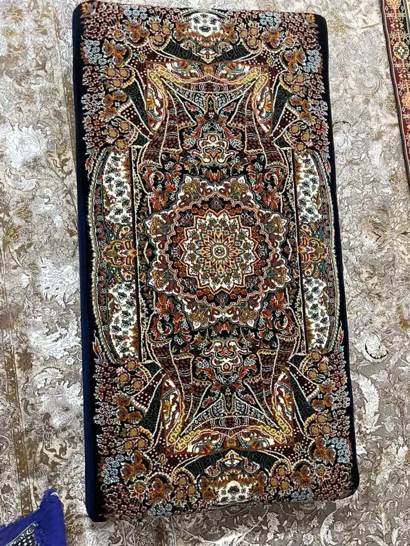 پوشتی|پشتی|لاهیجان, بازکیاگوراب|دیوار