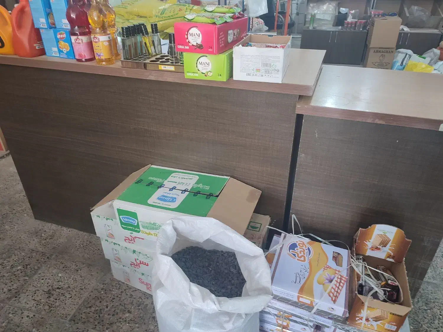 قفسه حبوبات و پیشخوان|فروشگاه و مغازه|شهرکرد, |دیوار