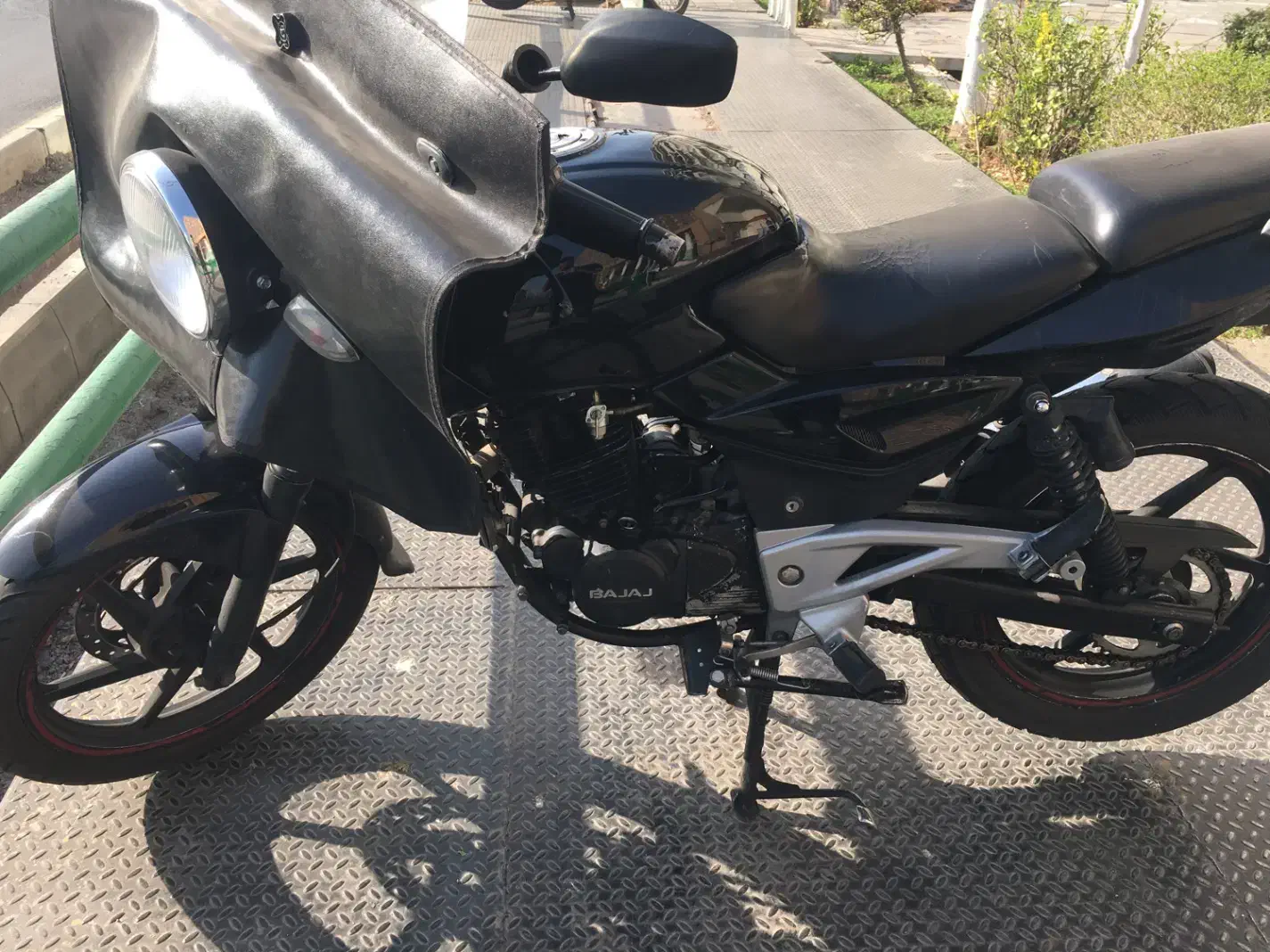 پالس ۱۸۰|موتورسیکلت|تهران, فلسطین (میدان انقلاب)|دیوار