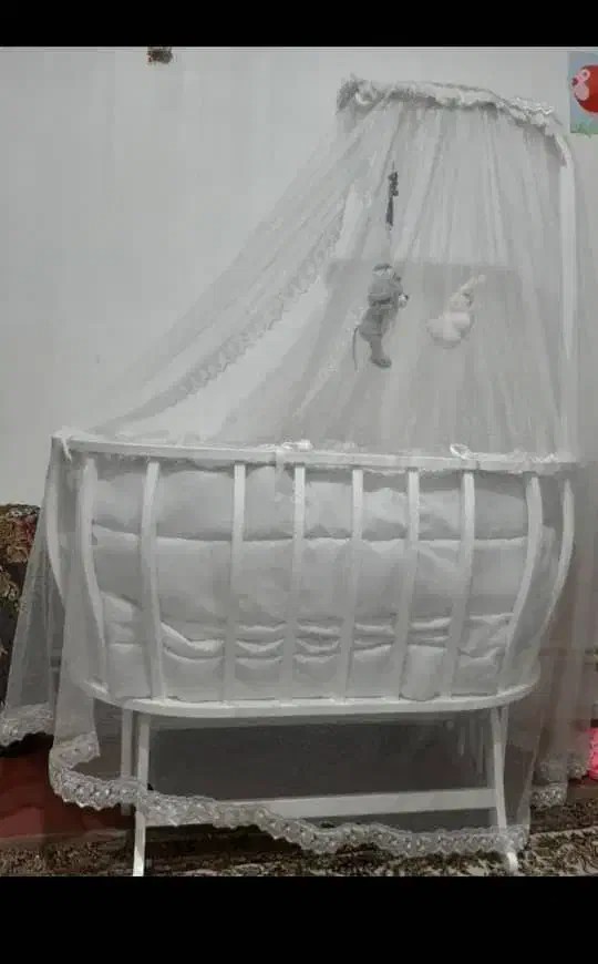 گهواره بچه|تخت و سرویس خواب|فشم, |دیوار