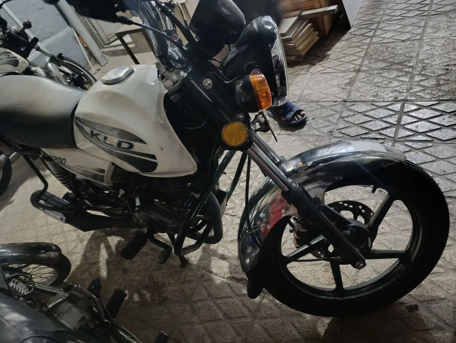 موتور کی ال دی مدل ۴۰۳|موتورسیکلت|تهران, سلیمانی|دیوار