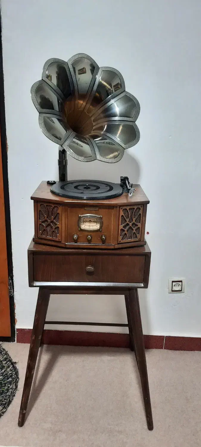 گرامافون|سیستم صوتی خانگی|پارسآباد, |دیوار