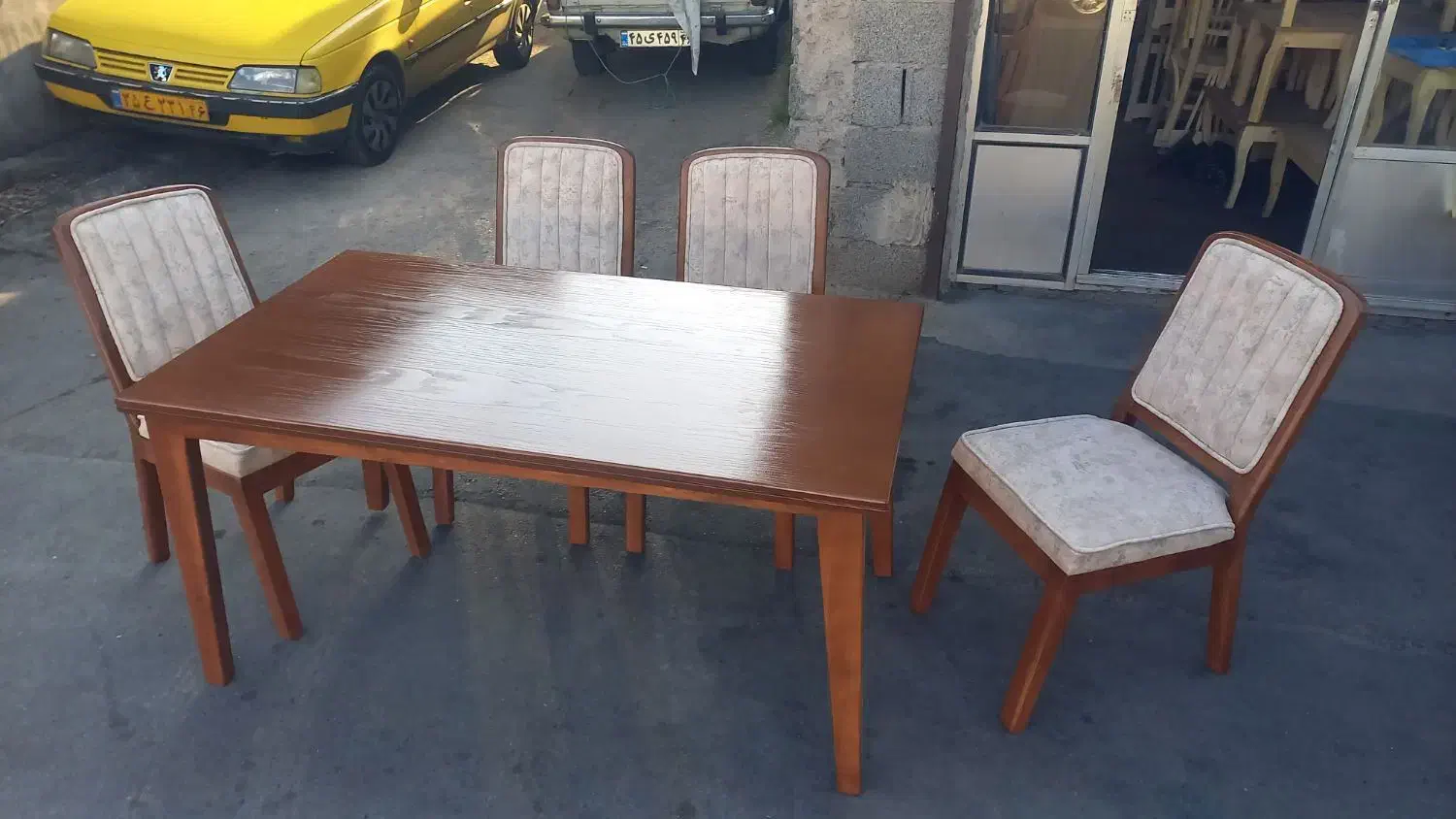 غذاخوری کلاسیک|میز و صندلی غذاخوری|رشت, پاستوریزه|دیوار