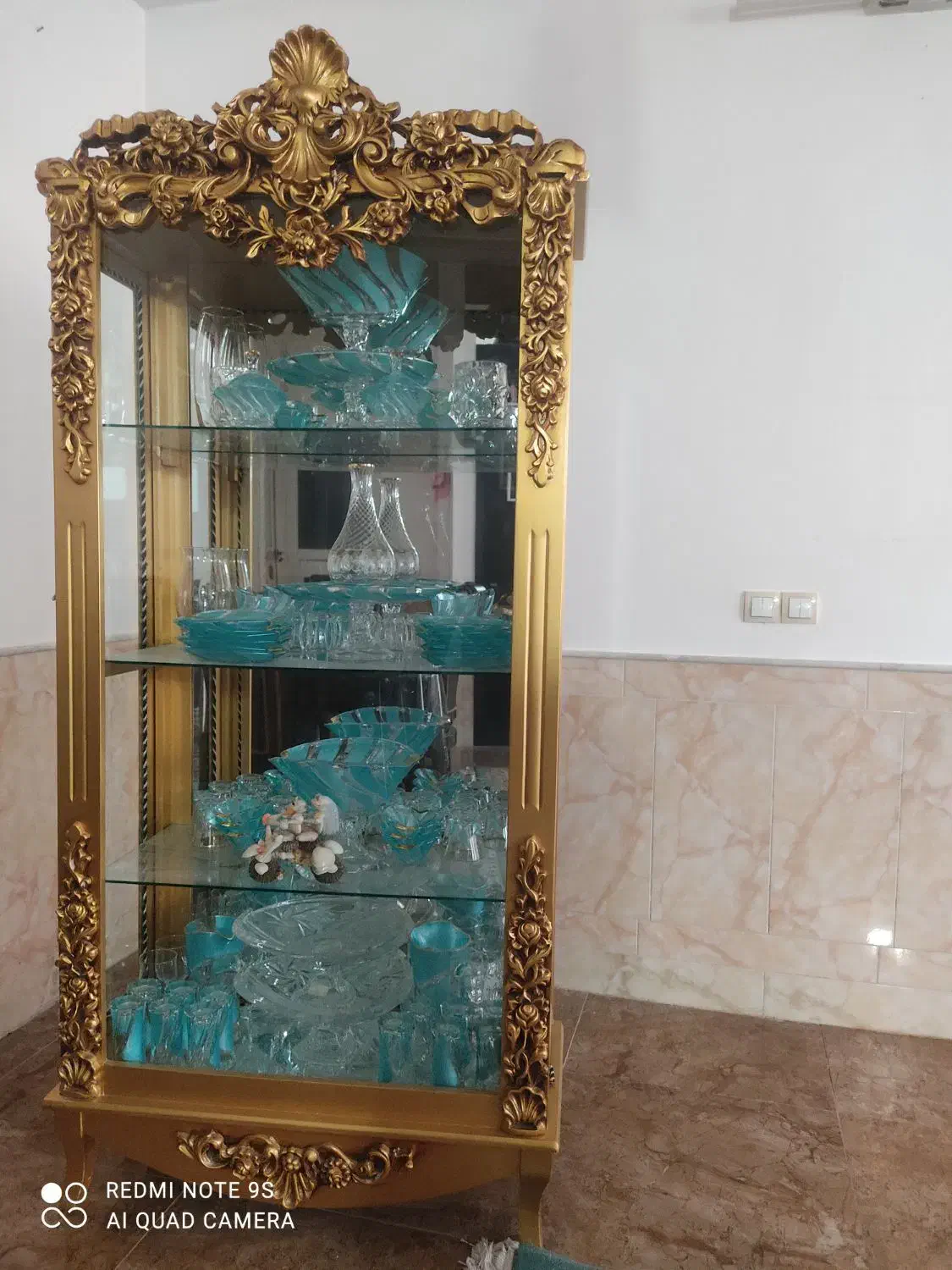 ویترین در حد نو|بوفه، ویترین، کنسول|آران و بیدگل, |دیوار