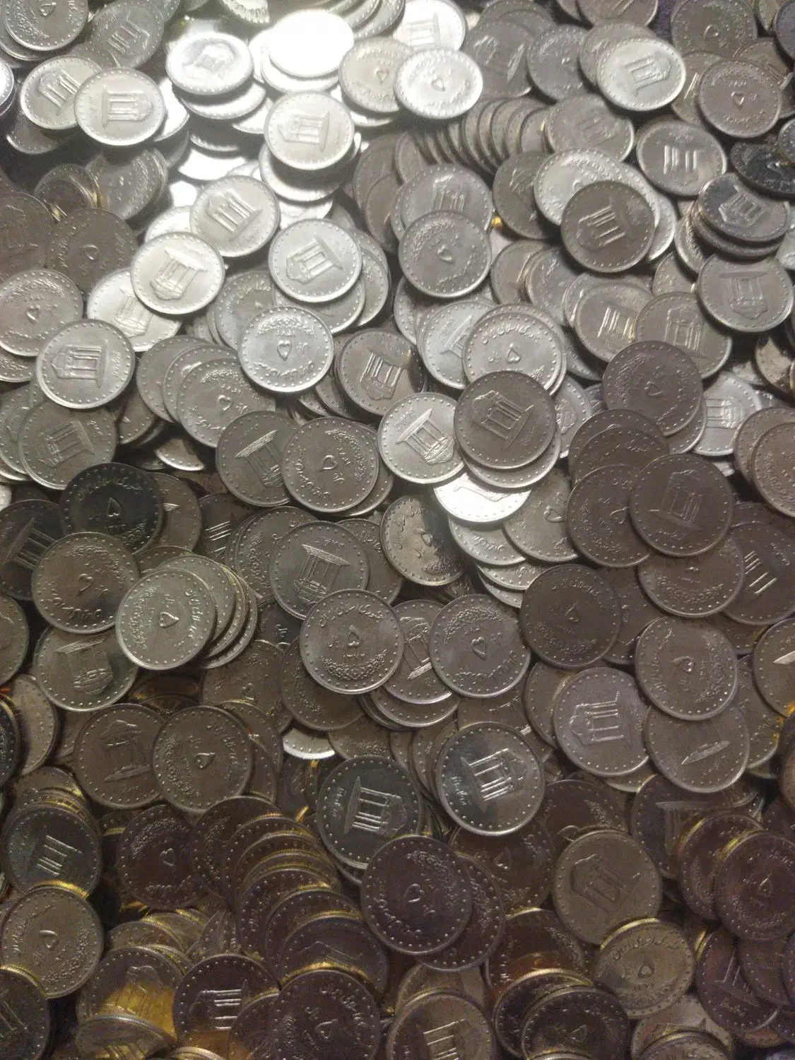 فروش سکه ۵ ریالی آرامگاه حافظ ۱۳۷۲|کلکسیون سکه، تمبر، اسکناس|تفت, |دیوار