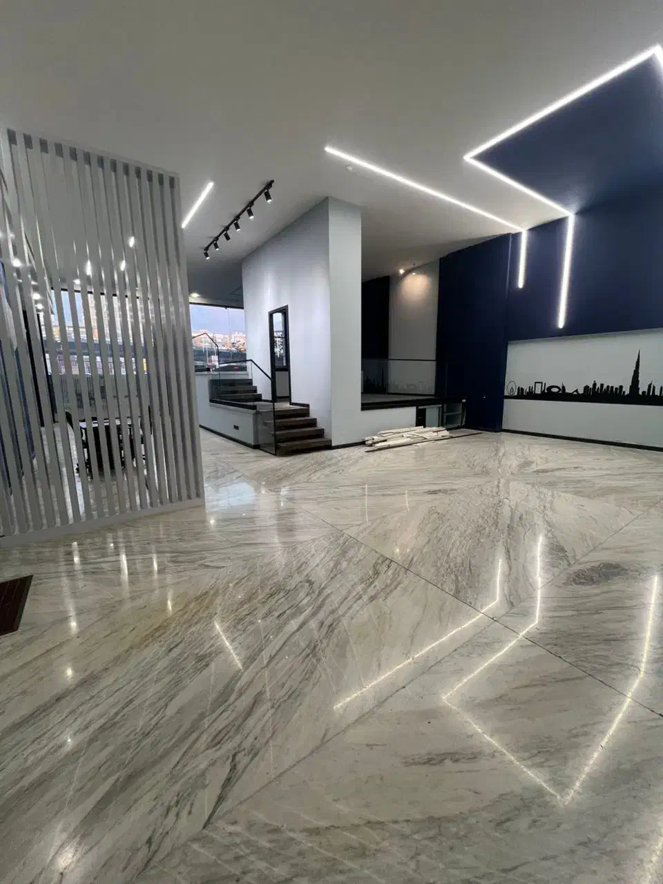 ۲۵۵ متر سند اداری موقعیت تجاری|اجارهٔ دفتر کار، اتاق اداری، مطب|تهران, محمودیه|دیوار