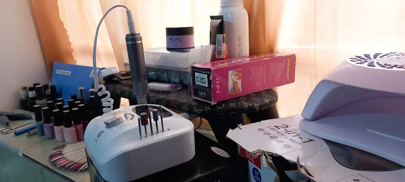 فروش وسایل کاشت ناخن|آرایشی، بهداشتی، درمانی|تهران, ایرانشهر|دیوار