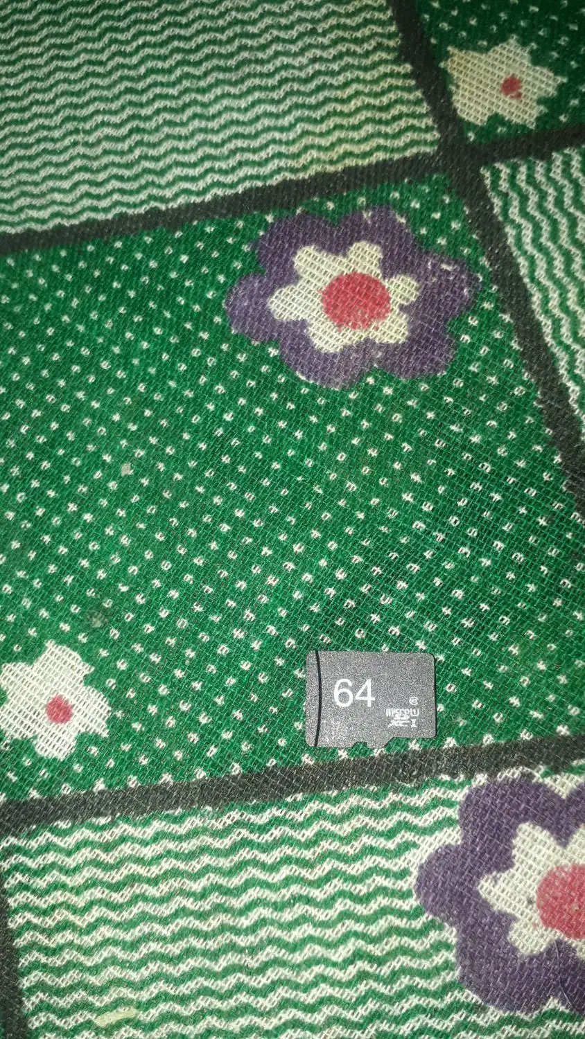 روشن میشه ولی ال سی خرابه و رم میکرو ۶۴|لوازم جانبی موبایل و تبلت|گنبد کاووس, |دیوار