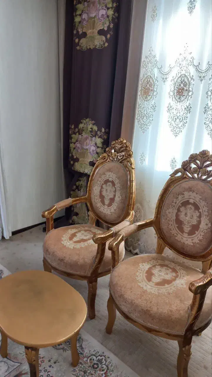 مبل سلطنتی شیک|مبلمان خانگی و میز عسلی|سبزوار, ولیعصر (نجار آباد)|دیوار