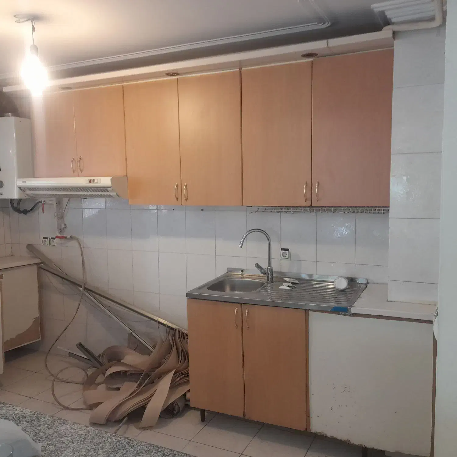 کابینت دست دوم|آب‌چکان و نظم‌دهنده ظروف|تبریز, |دیوار