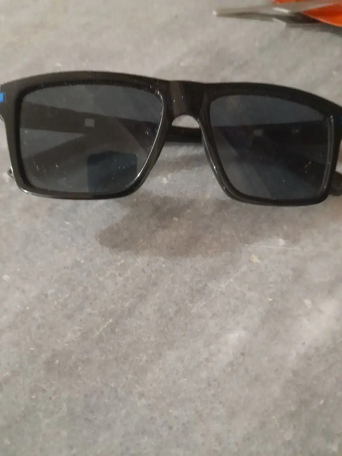 عینک آفتابی|بدلیجات|خواف, |دیوار