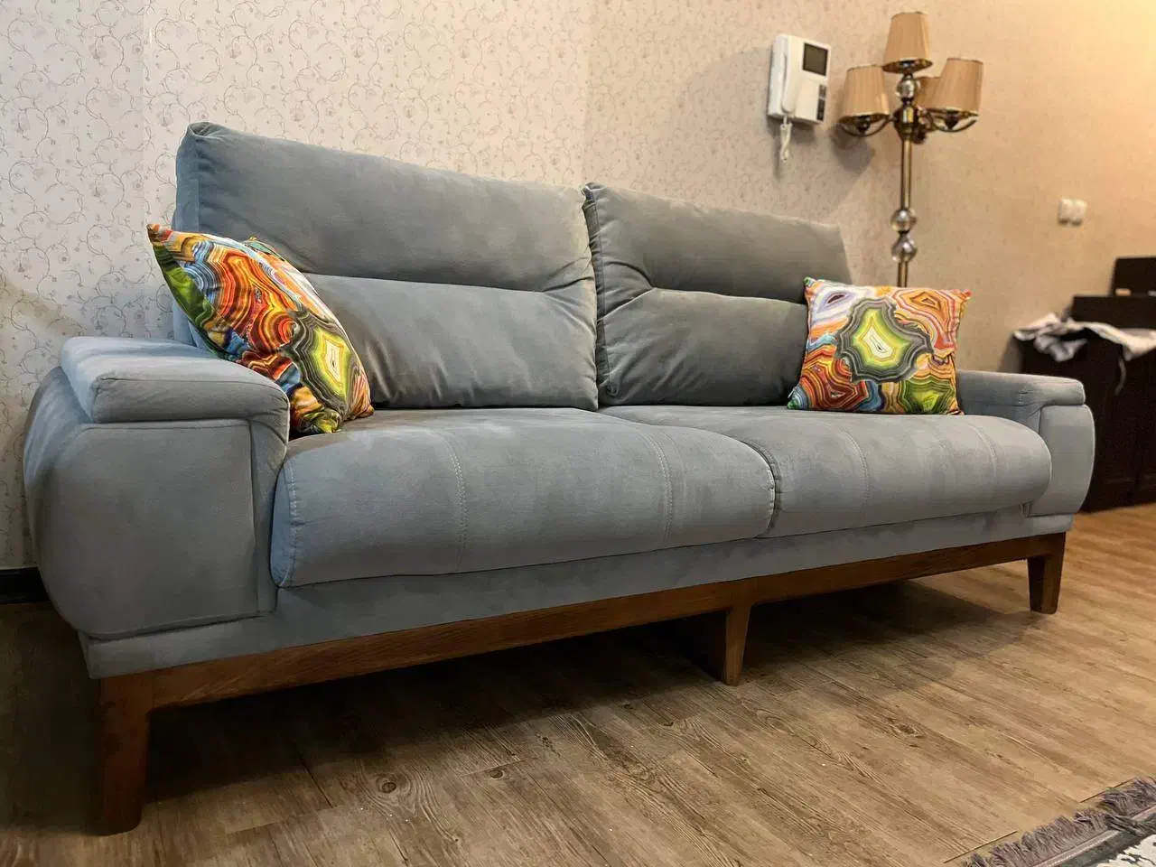 ست راحتی و ناهار خوری|مبلمان خانگی و میز عسلی|چهارباغ, |دیوار