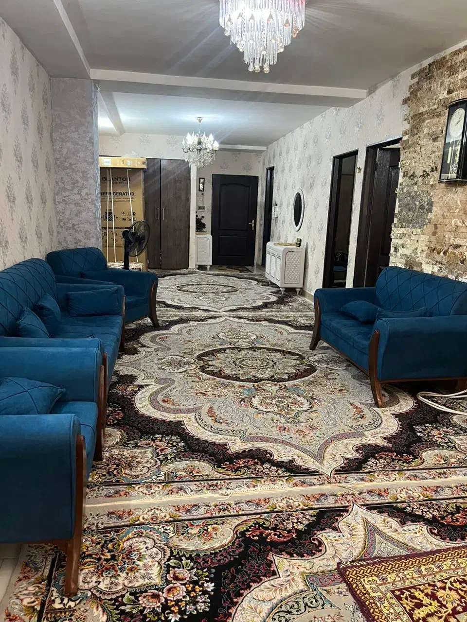 مبل چستر|مبلمان خانگی و میز عسلی|محمدشهر, محمدشهر|دیوار