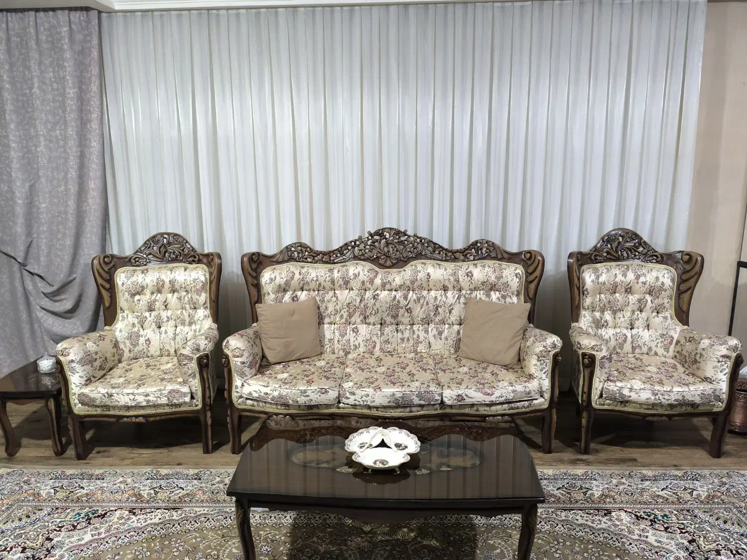 مبل در حد|مبلمان خانگی و میز عسلی|مشهد, تربیت (صدف)|دیوار