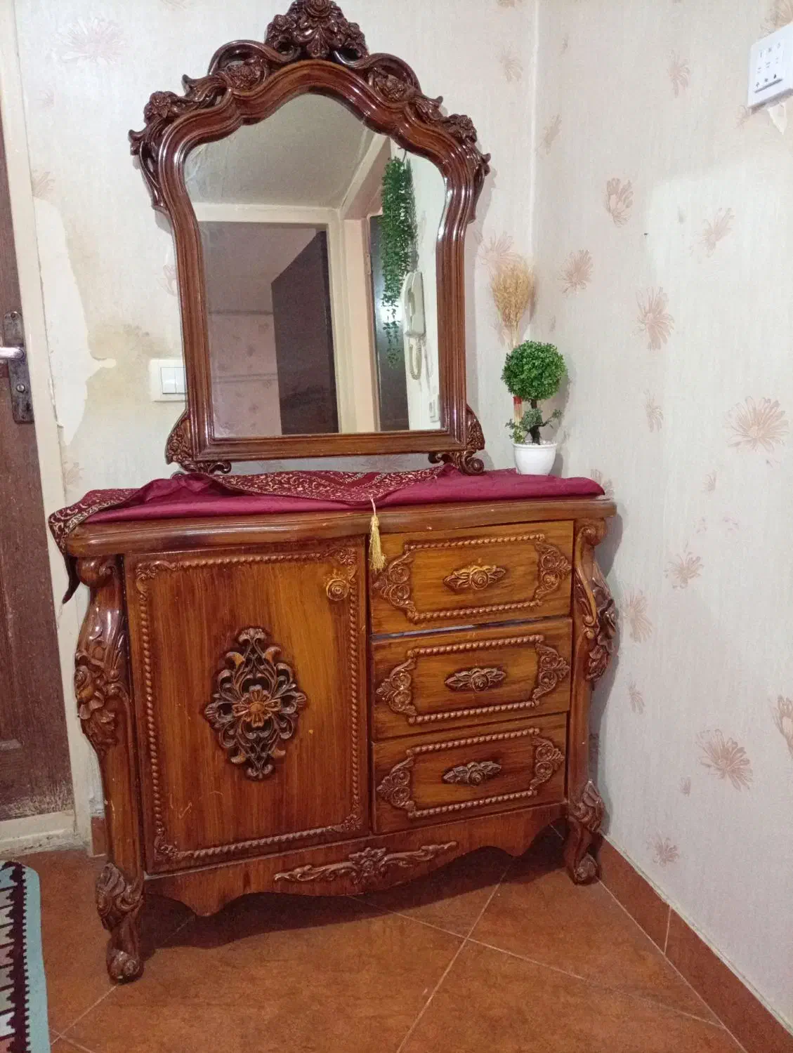 کنسول میز ارایش|بوفه، ویترین، کنسول|اسلام‌شهر, شهرک واوان|دیوار