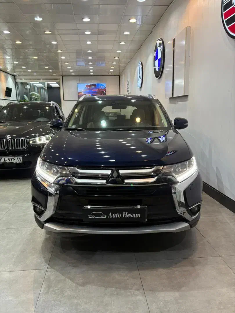 میتسوبیشی اوتلندر ۲۰۱۶ تیپ ۴|خودرو سواری و وانت|تهران, عباس‌آباد|دیوار