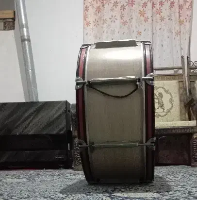 طبل|درام و پرکاشن|چترود, |دیوار