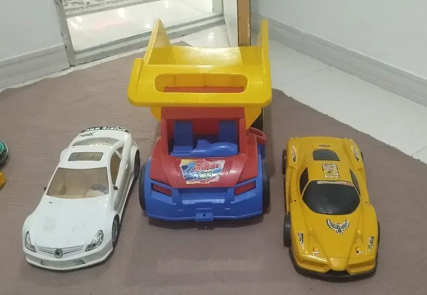 ماشین اسباب بازی کامیون|اسباببازی|ورامین, شهرک ولیعصر|دیوار