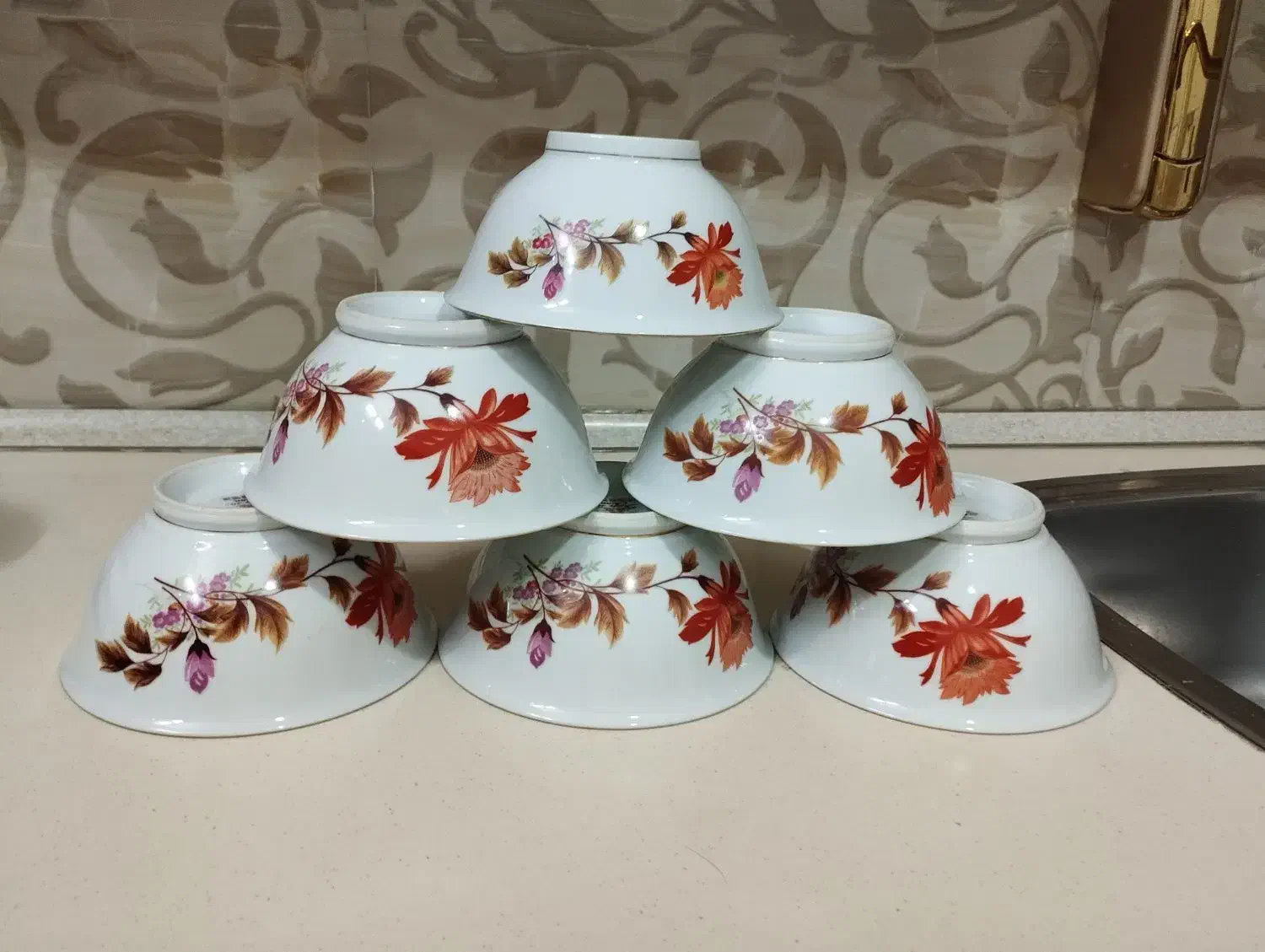 کاسه آبگوشت خوری گل حنایی قدیمی|ظروف سرو و پذیرایی|قم, باجک یک|دیوار