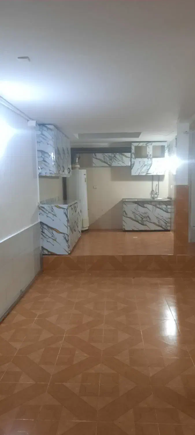 واحدفروشی درفشندساوجبلاغ دربست معاوضه باماشین|فروش آپارتمان|هشتگرد, فشند|دیوار