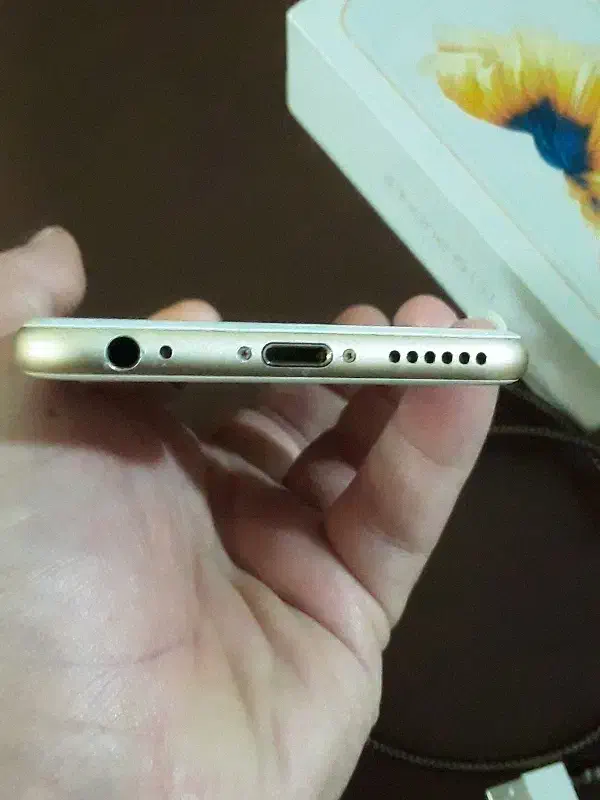 آیفون ۶s سالم با انتقال مالکیت|موبایل|فردیس, شهرک ۱۱۰|دیوار